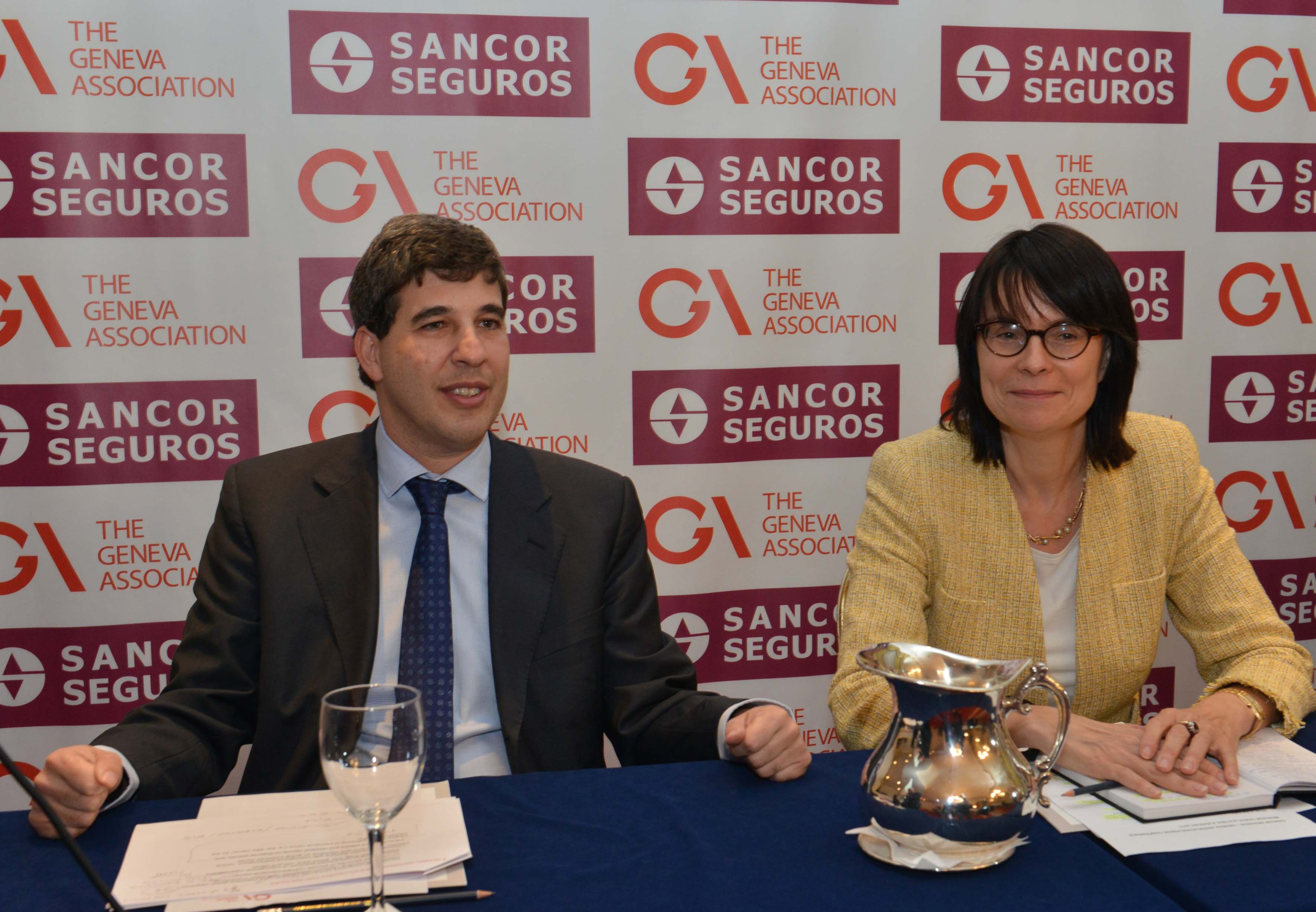 Alejandro Simón, CEO del Grupo Sancor y Anna Maria D'Hulster de Asociación Ginebra